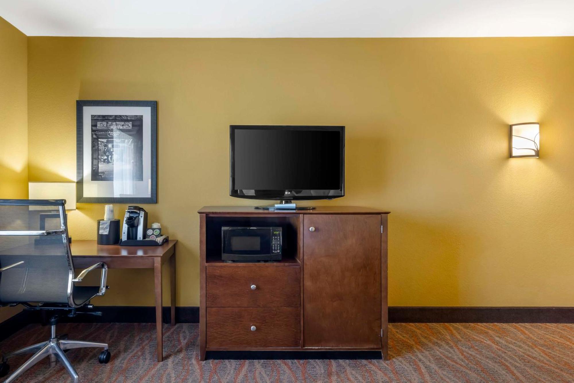 Best Western Plus Tupelo Inn&Suites Exterior foto